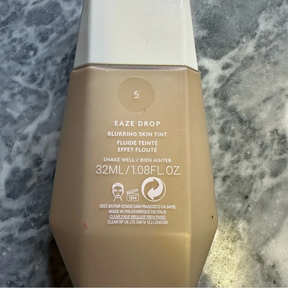 Fenty Beauty Eaze Drop Blurring‎ Skin Tint 5